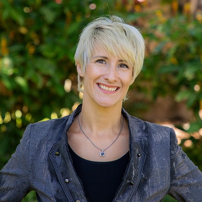 photo of Emma Lewis